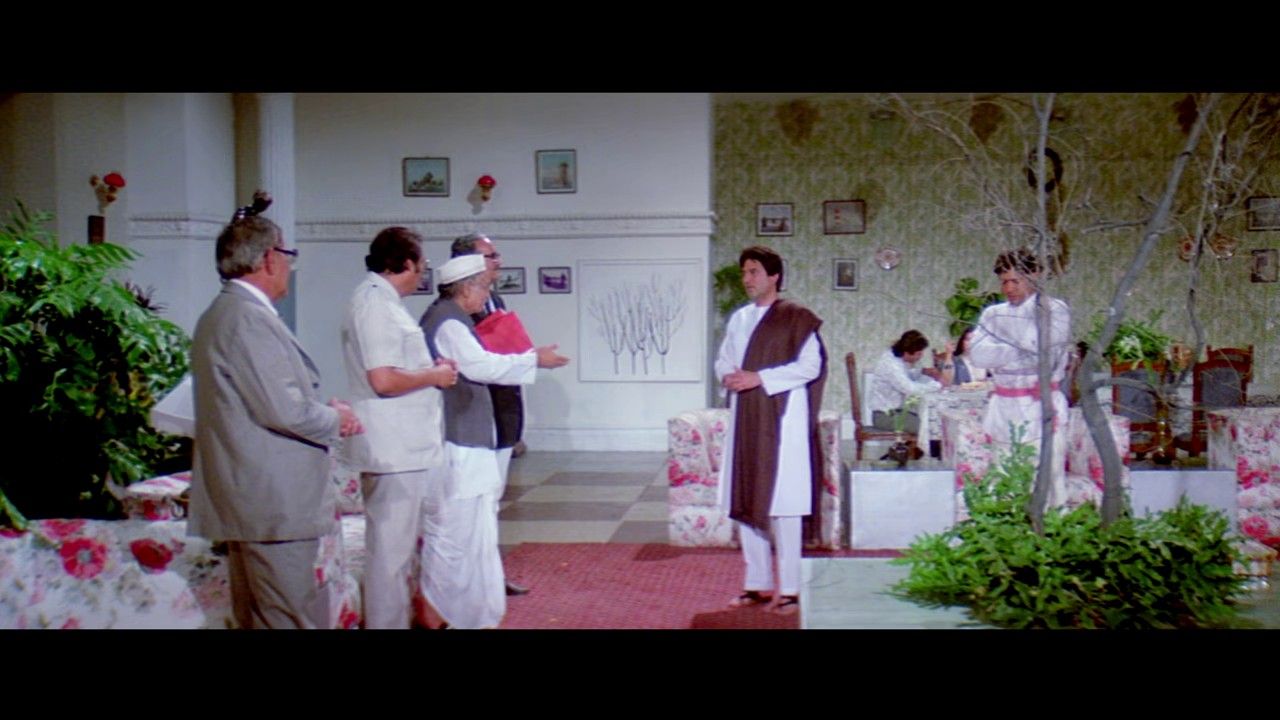 Swarg (1990) AMZN WEB-DL Hindi 720p HEVC DDP 2.0 ESub.mkv.0001